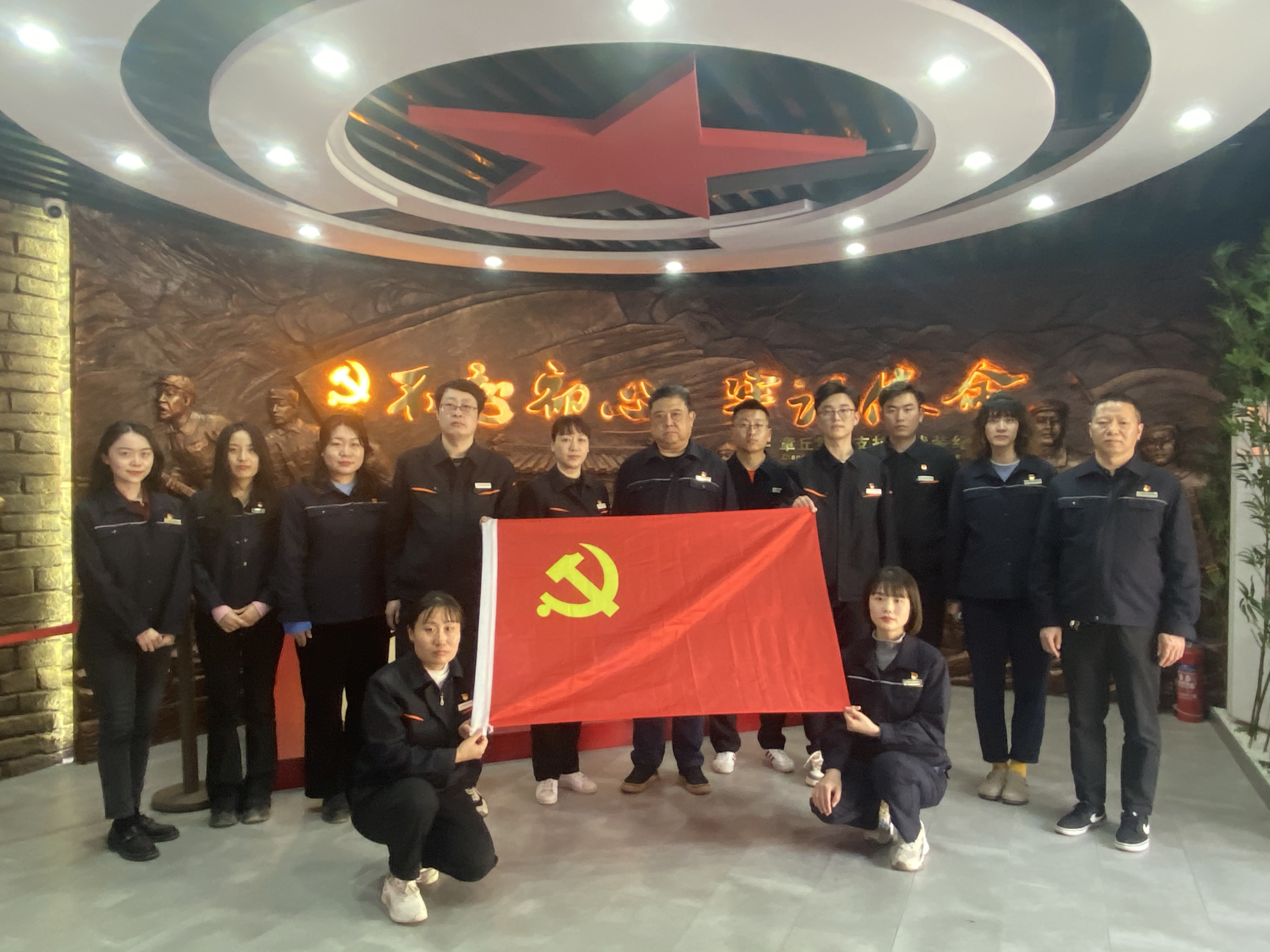 维多利亚老品牌vic(集团)官方网站