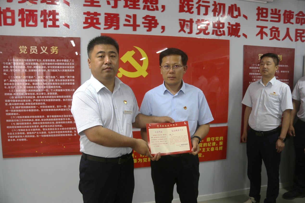 维多利亚老品牌vic(集团)官方网站