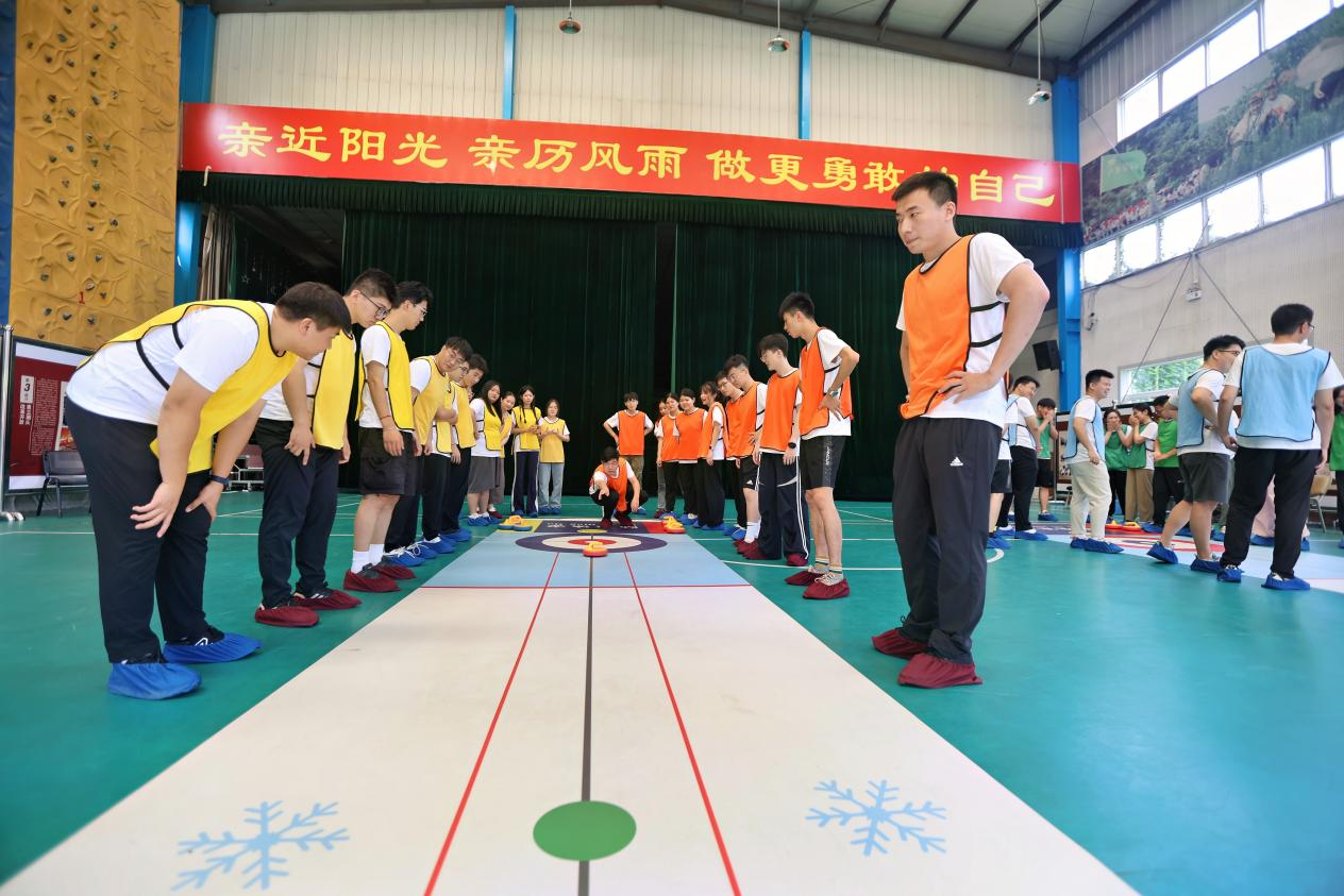 维多利亚老品牌vic(集团)官方网站