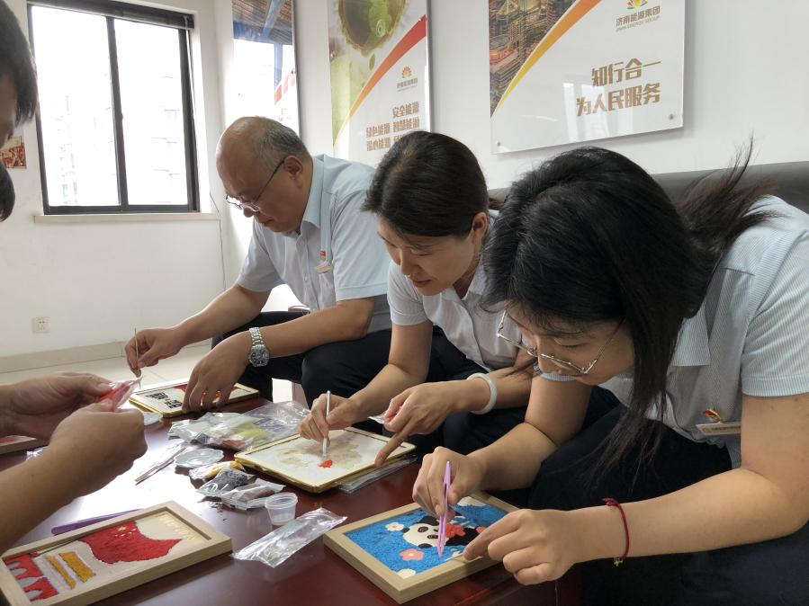 维多利亚老品牌vic(集团)官方网站