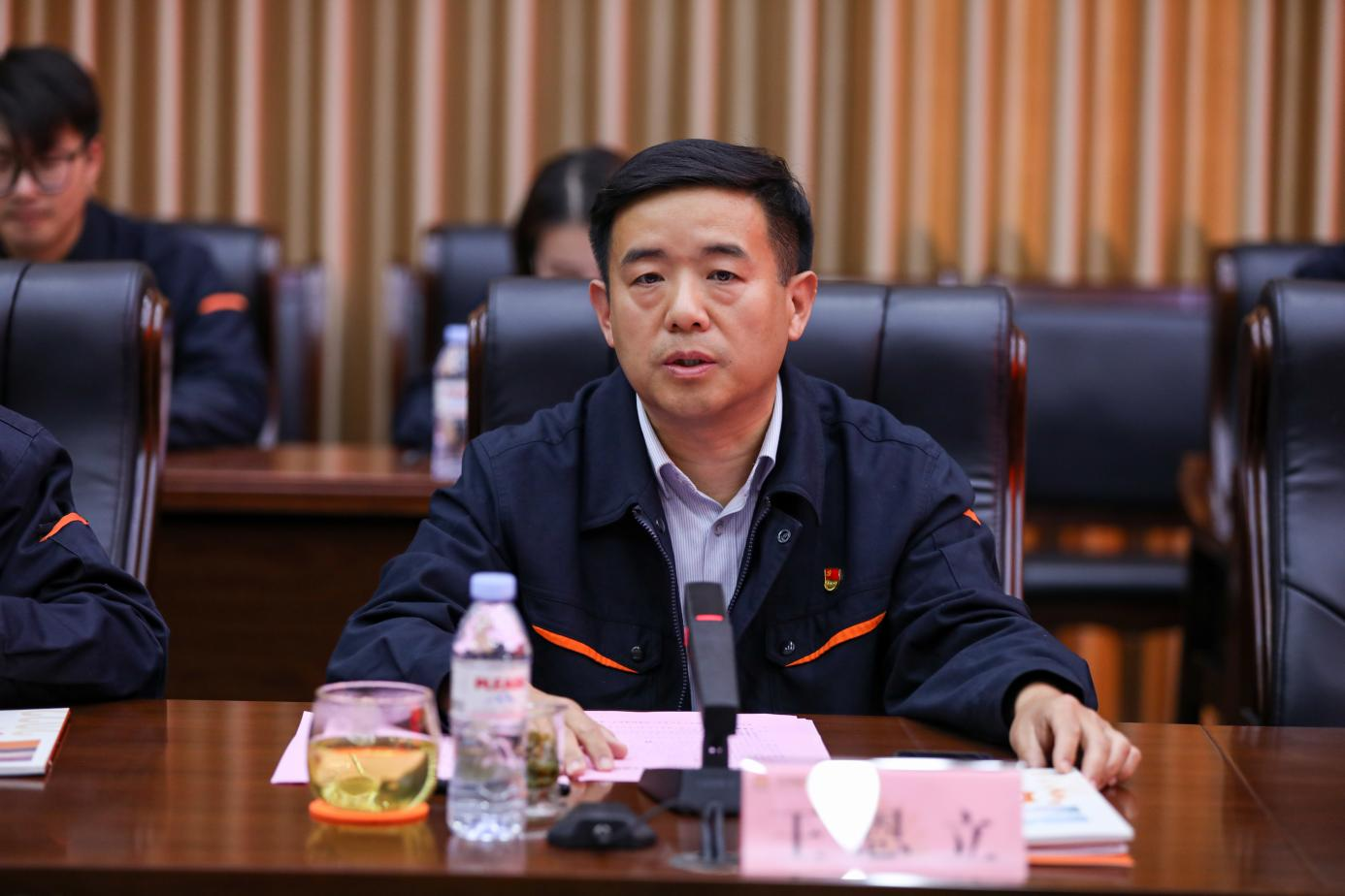 维多利亚老品牌vic(集团)官方网站