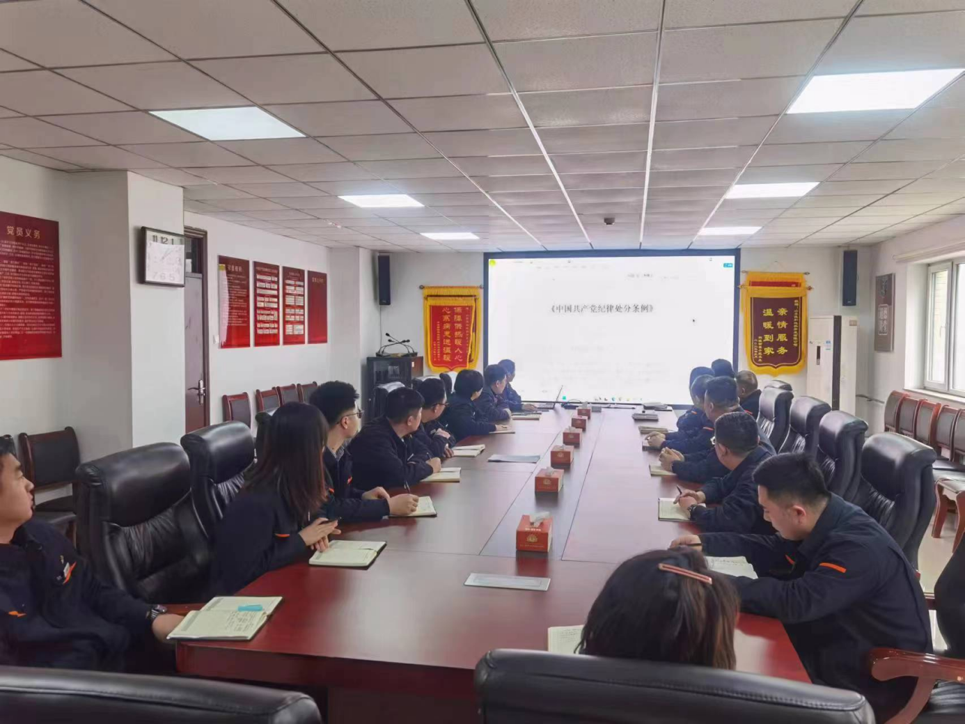 维多利亚老品牌vic(集团)官方网站