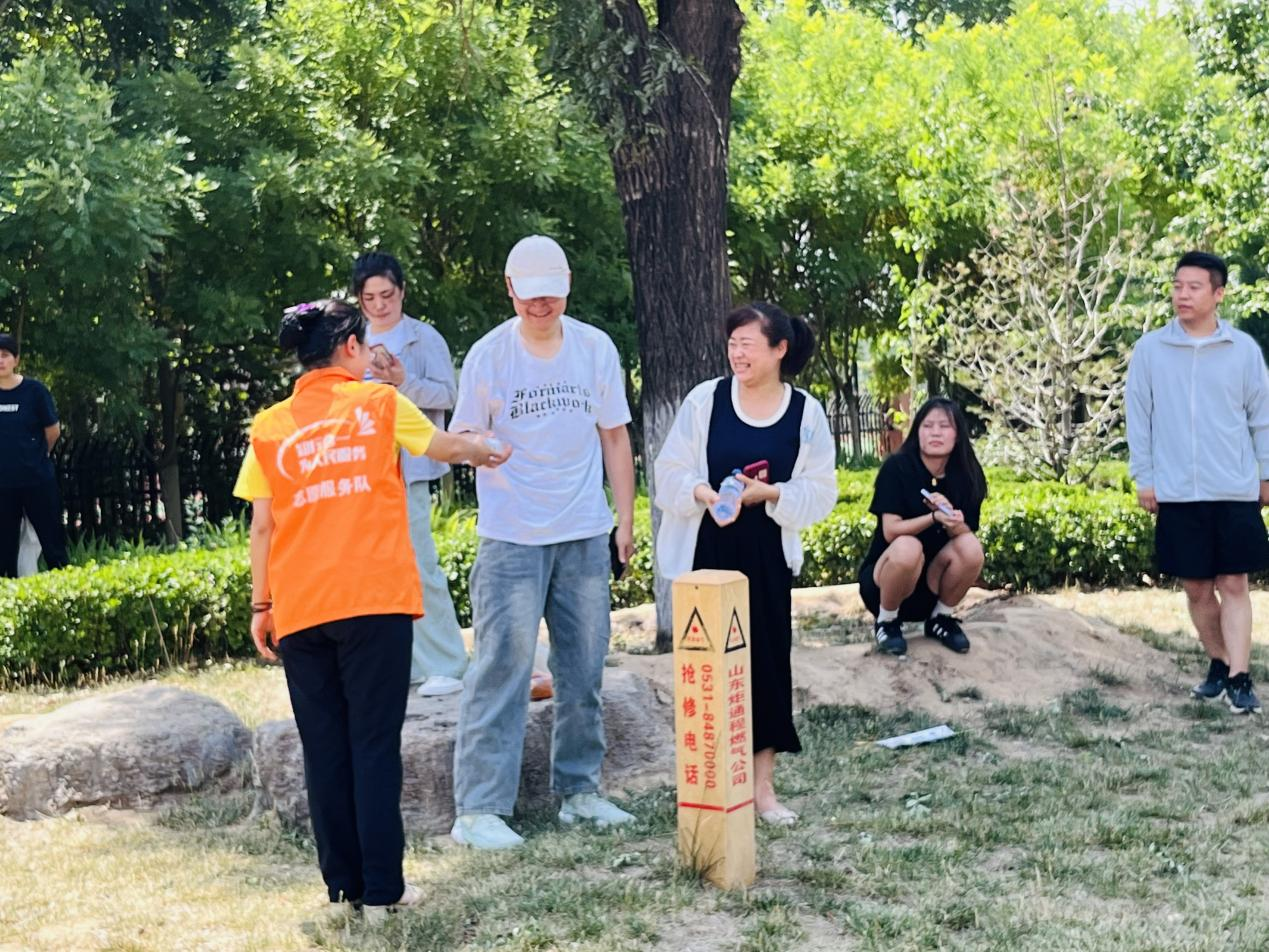 维多利亚老品牌vic(集团)官方网站
