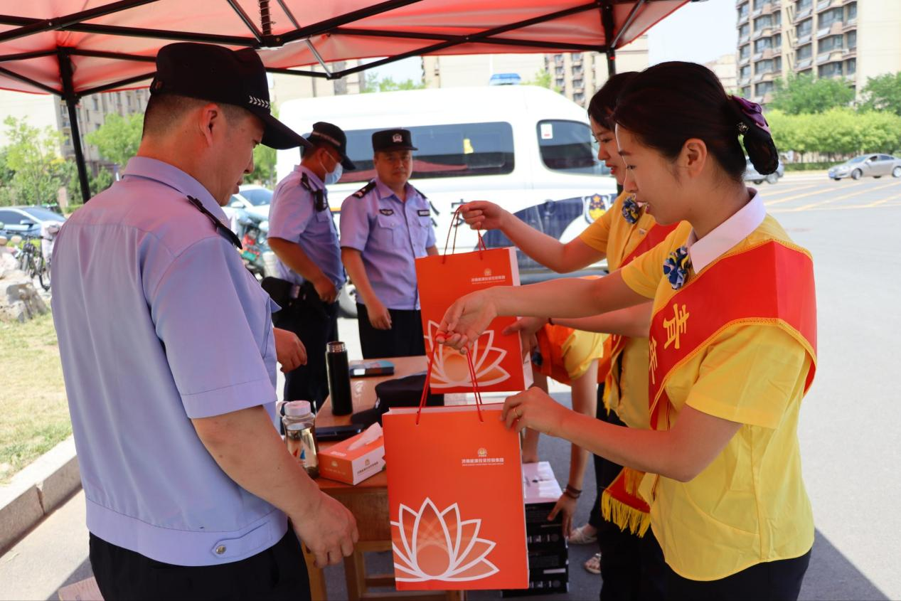 维多利亚老品牌vic(集团)官方网站