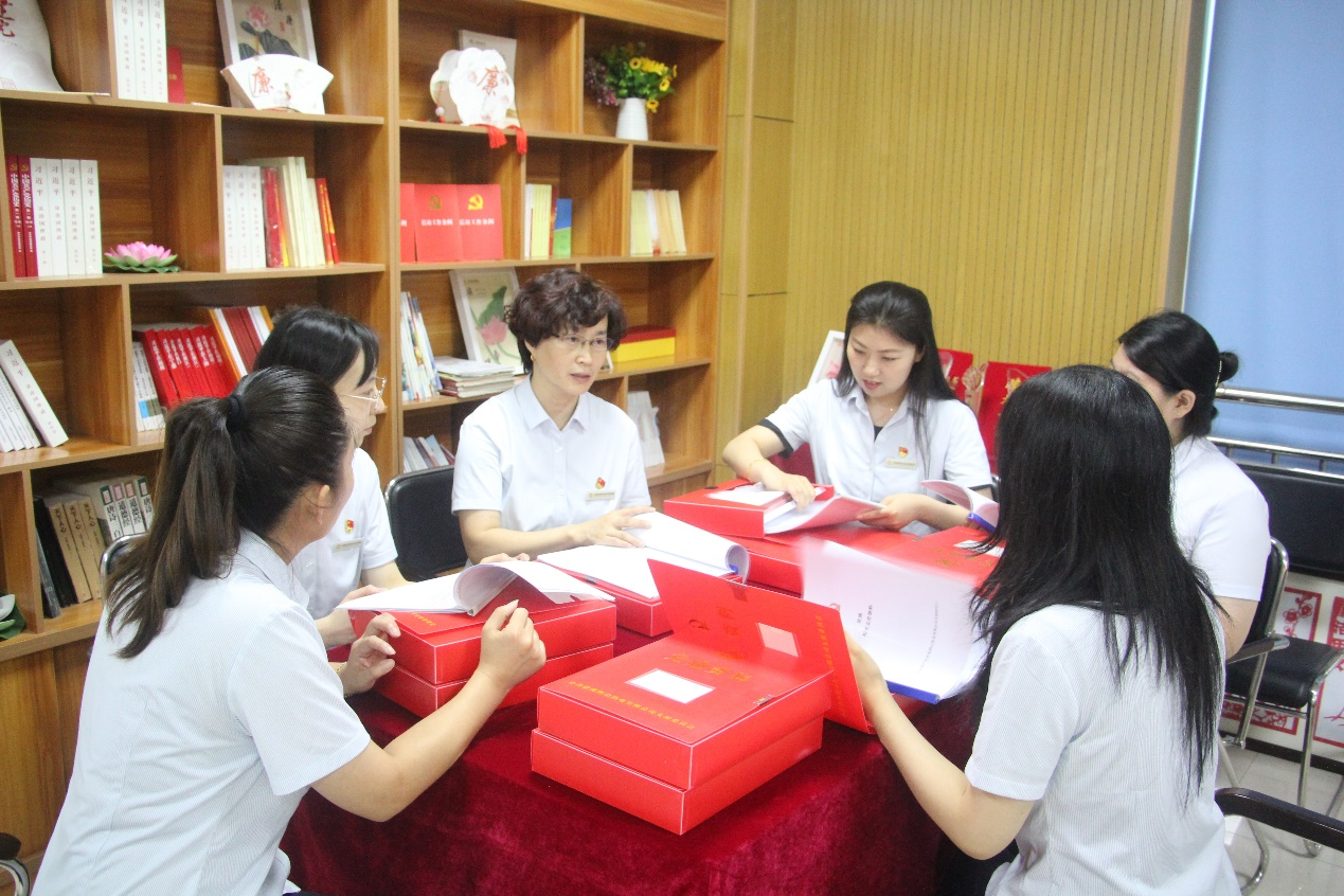 维多利亚老品牌vic(集团)官方网站