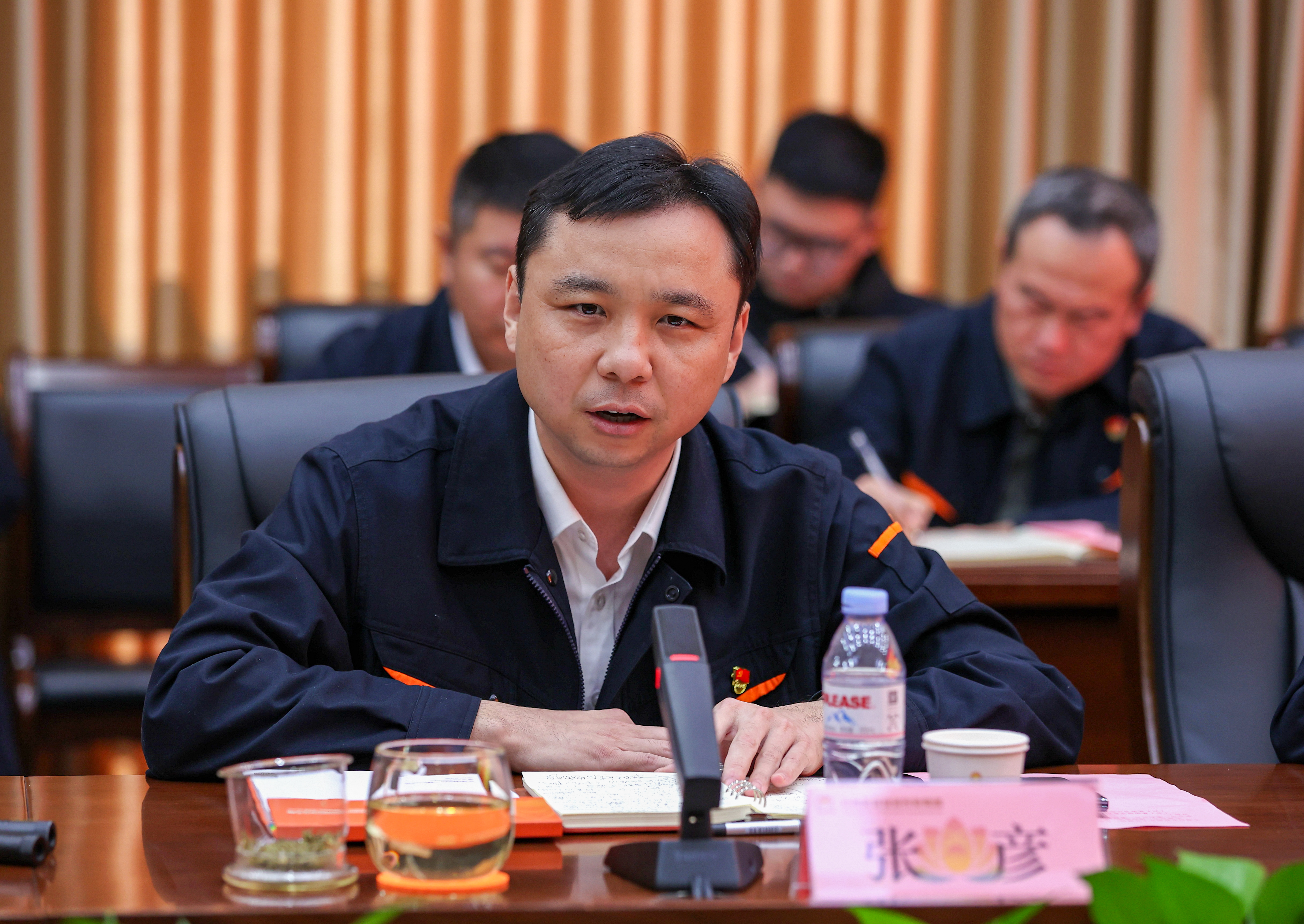 维多利亚老品牌vic(集团)官方网站
