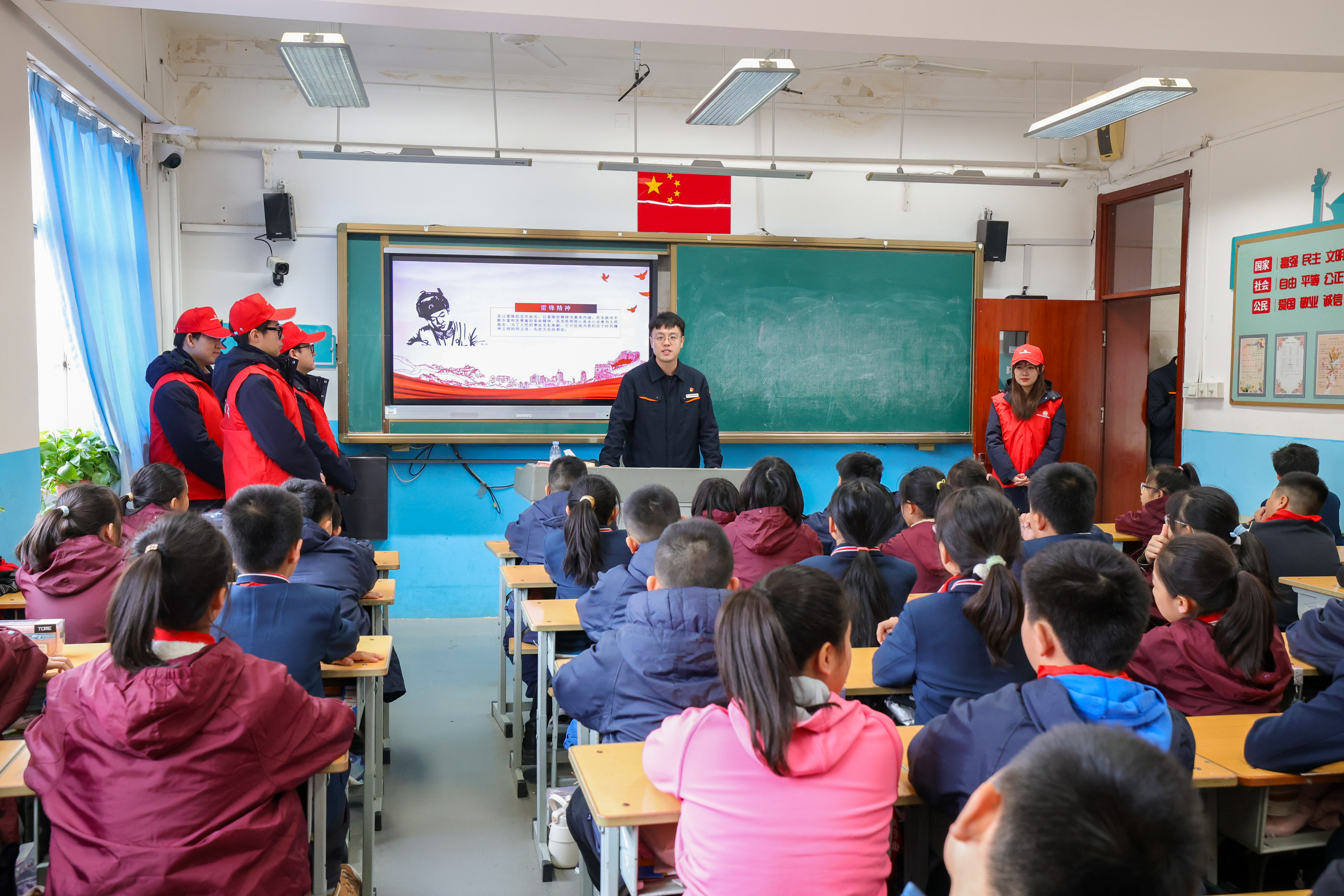 维多利亚老品牌vic(集团)官方网站