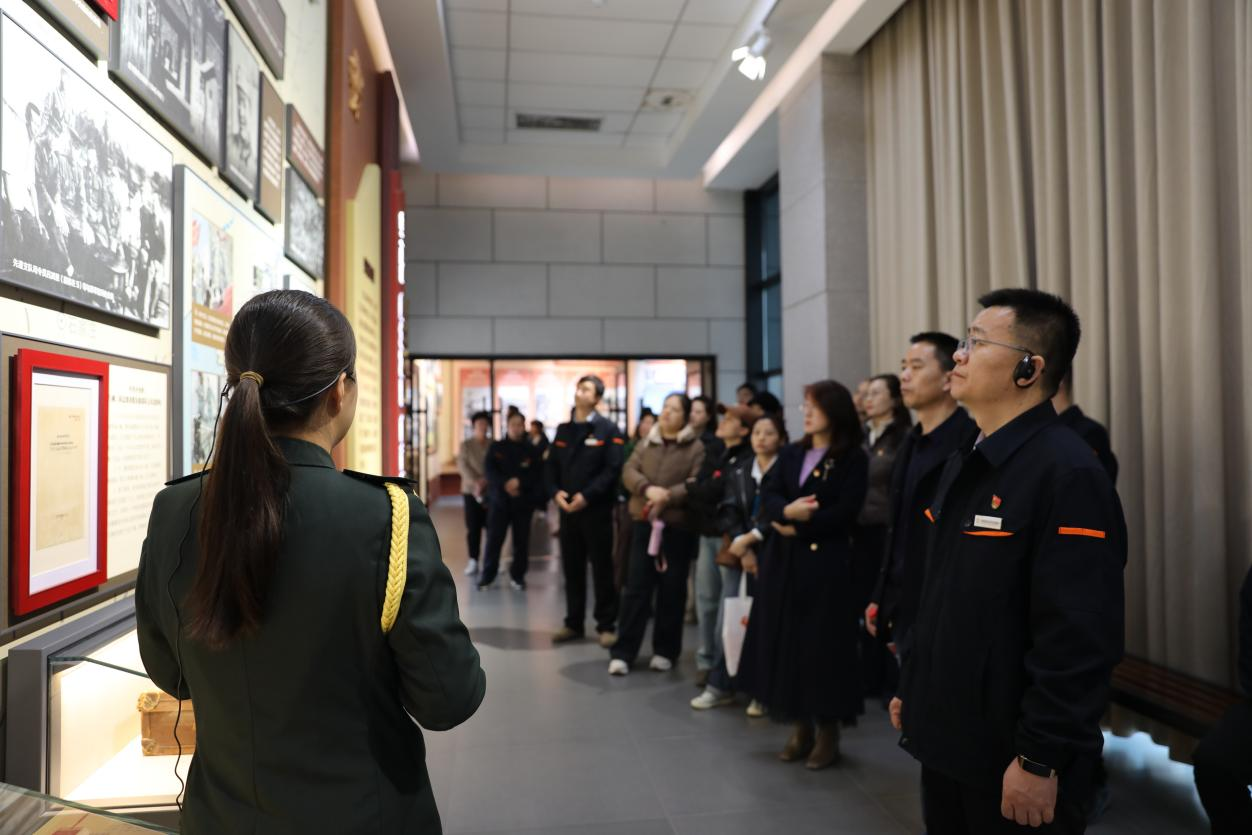 维多利亚老品牌vic(集团)官方网站