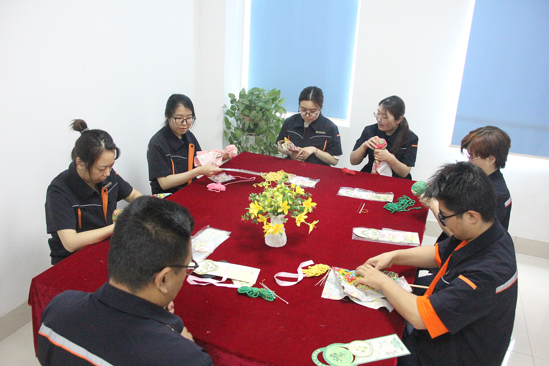 维多利亚老品牌vic(集团)官方网站